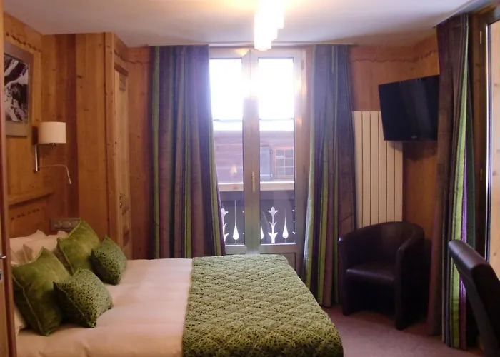 Aiguille Du Midi - Hotel & Restaurant Chamonix Mont Blanc